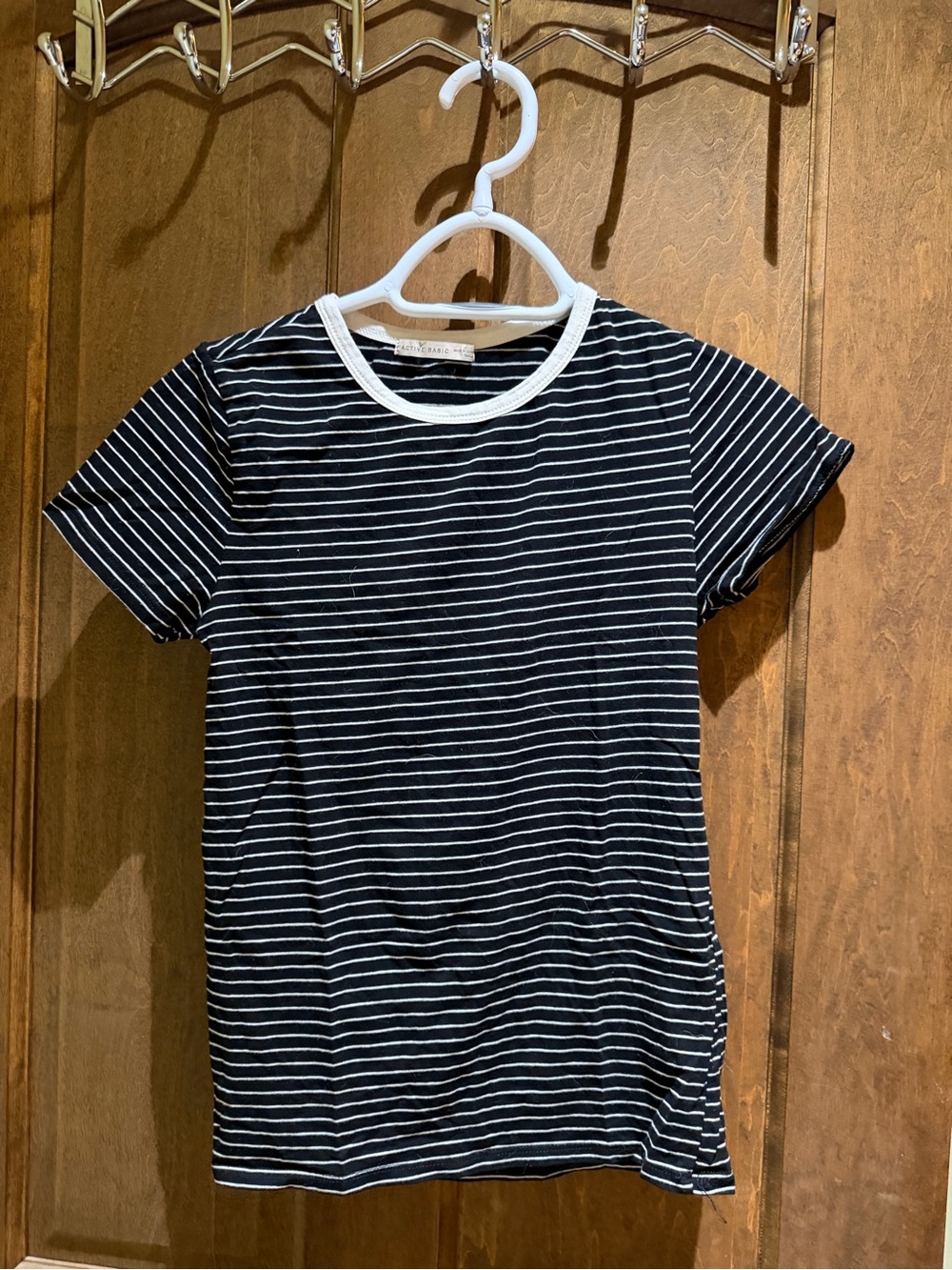 Active Basic Striped Short Sleeve Tee in Black & White Size Small